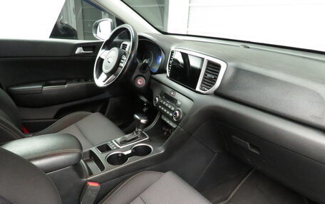 KIA Sportage IV рестайлинг, 2020 год, 1 995 000 рублей, 5 фотография