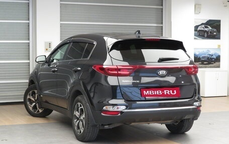 KIA Sportage IV рестайлинг, 2020 год, 1 995 000 рублей, 4 фотография