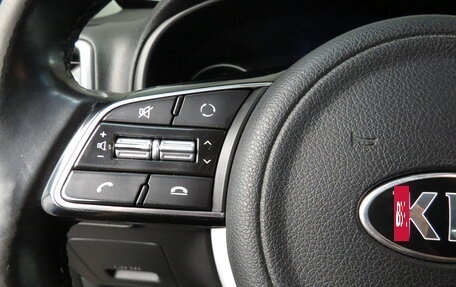 KIA Sportage IV рестайлинг, 2020 год, 1 995 000 рублей, 10 фотография