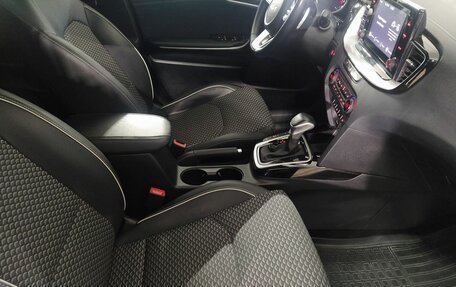 KIA cee'd III, 2022 год, 2 243 000 рублей, 24 фотография