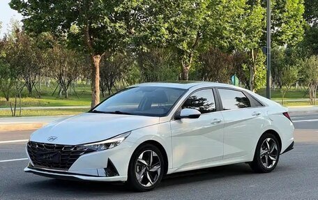 Hyundai Elantra, 2022 год, 1 580 000 рублей, 1 фотография