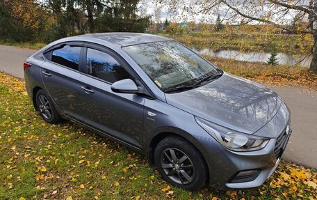 Hyundai Solaris II рестайлинг, 2019 год, 1 350 000 рублей, 4 фотография