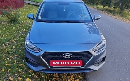 Hyundai Solaris II рестайлинг, 2019 год, 1 350 000 рублей, 10 фотография