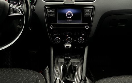 Skoda Octavia, 2017 год, 1 765 000 рублей, 8 фотография