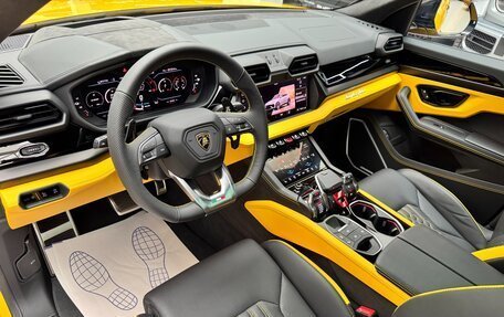 Lamborghini Urus I, 2025 год, 43 999 000 рублей, 18 фотография