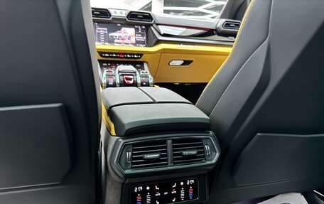 Lamborghini Urus I, 2025 год, 43 999 000 рублей, 27 фотография