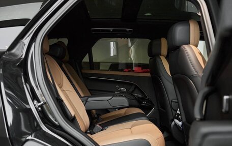 Land Rover Range Rover Sport, 2025 год, 18 900 000 рублей, 12 фотография