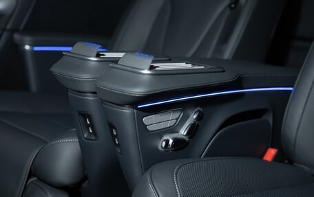 Mercedes-Benz V-Класс, 2025 год, 17 900 000 рублей, 10 фотография