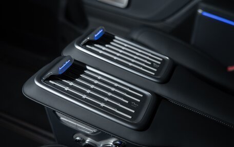 Mercedes-Benz V-Класс, 2025 год, 17 900 000 рублей, 14 фотография