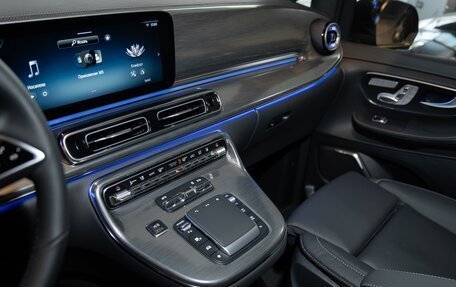 Mercedes-Benz V-Класс, 2025 год, 17 900 000 рублей, 24 фотография