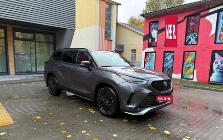 Toyota Highlander, 2023 год, 4 300 000 рублей, 2 фотография