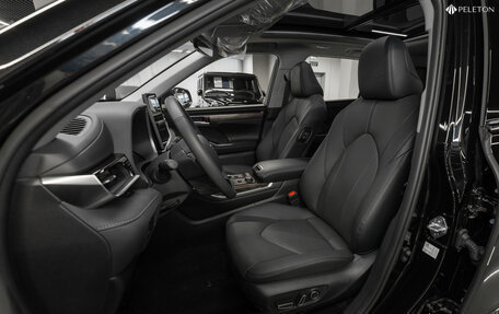 Toyota Highlander, 2025 год, 6 200 000 рублей, 9 фотография