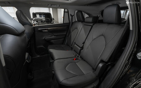 Toyota Highlander, 2025 год, 6 200 000 рублей, 14 фотография