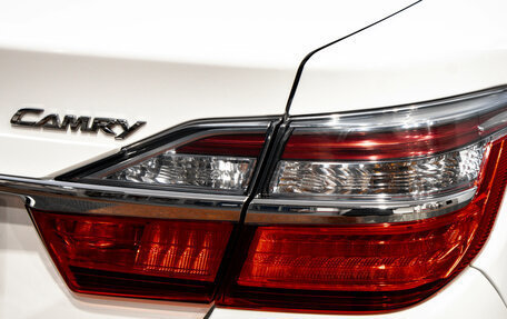 Toyota Camry, 2015 год, 1 999 000 рублей, 10 фотография
