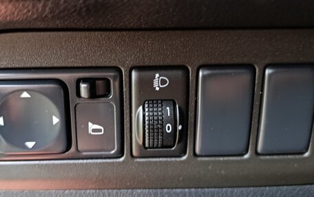 Nissan Note II рестайлинг, 2007 год, 700 000 рублей, 18 фотография