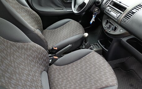 Nissan Note II рестайлинг, 2007 год, 700 000 рублей, 15 фотография