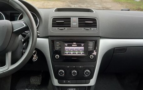 Skoda Yeti I рестайлинг, 2017 год, 1 300 000 рублей, 17 фотография