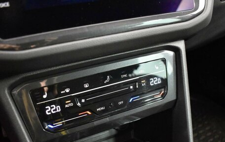 Volkswagen Tiguan II, 2021 год, 2 372 150 рублей, 20 фотография