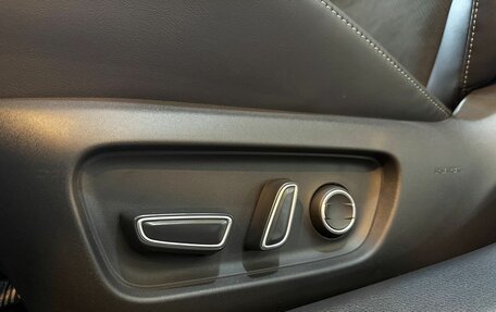 Toyota Camry, 2025 год, 4 599 000 рублей, 16 фотография