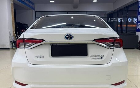 Toyota Corolla, 2022 год, 2 100 000 рублей, 5 фотография