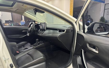 Toyota Corolla, 2022 год, 2 100 000 рублей, 10 фотография