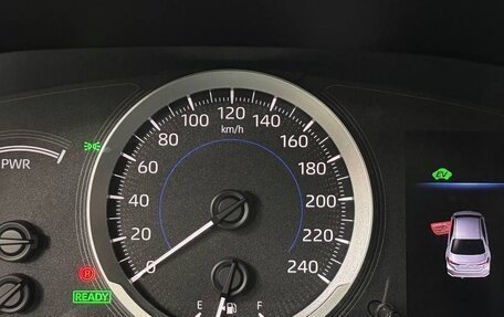 Toyota Corolla, 2022 год, 2 100 000 рублей, 21 фотография