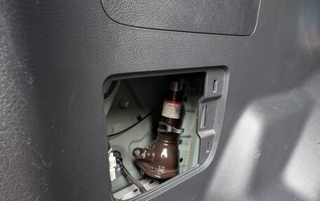 Toyota Land Cruiser Prado 150 рестайлинг 2, 2018 год, 4 180 000 рублей, 21 фотография