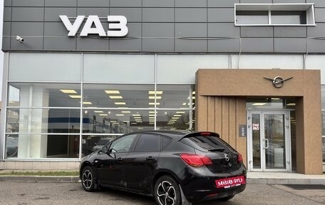 Opel Astra J, 2010 год, 660 000 рублей, 3 фотография