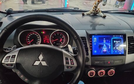 Mitsubishi Outlander III рестайлинг 3, 2008 год, 810 000 рублей, 7 фотография