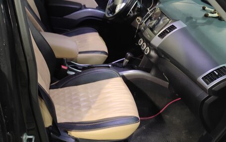 Mitsubishi Outlander III рестайлинг 3, 2008 год, 810 000 рублей, 8 фотография