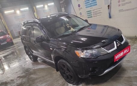Mitsubishi Outlander III рестайлинг 3, 2008 год, 810 000 рублей, 2 фотография