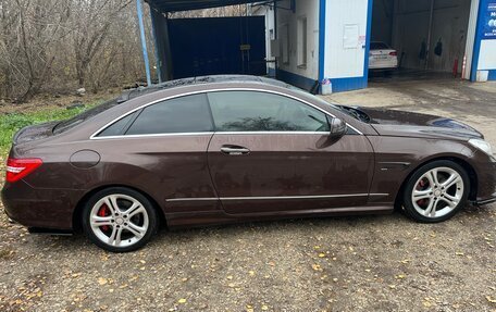 Mercedes-Benz E-Класс, 2012 год, 1 950 000 рублей, 4 фотография
