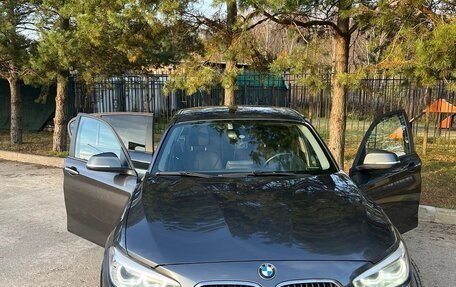 BMW 1 серия, 2019 год, 2 300 000 рублей, 2 фотография