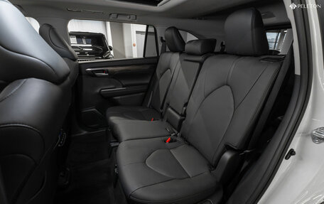 Toyota Highlander, 2025 год, 6 300 000 рублей, 14 фотография