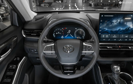 Toyota Highlander, 2025 год, 6 300 000 рублей, 11 фотография