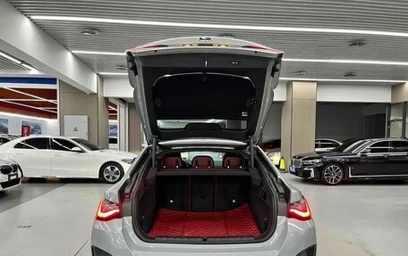 BMW 4 серия, 2022 год, 4 900 000 рублей, 7 фотография