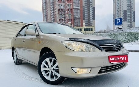 Toyota Camry V40, 2004 год, 930 000 рублей, 3 фотография