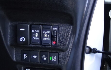 Honda Freed II, 2017 год, 1 720 000 рублей, 27 фотография