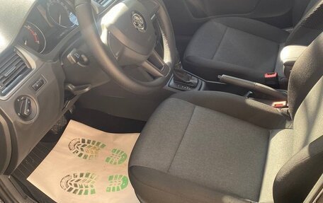 Skoda Rapid I, 2017 год, 1 350 000 рублей, 5 фотография