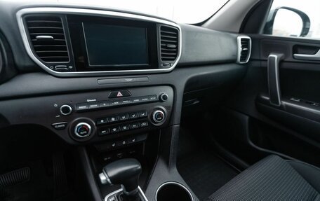 KIA Sportage IV рестайлинг, 2019 год, 2 100 000 рублей, 15 фотография