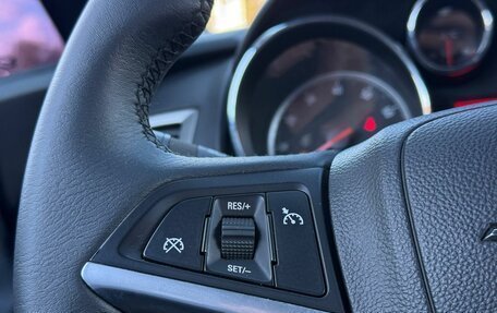 Opel Astra J, 2011 год, 570 000 рублей, 17 фотография