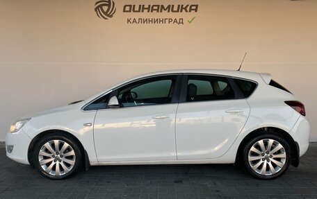 Opel Astra J, 2011 год, 710 000 рублей, 2 фотография