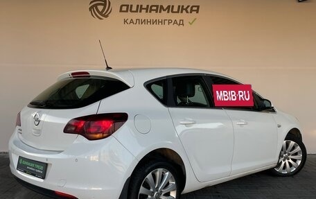 Opel Astra J, 2011 год, 710 000 рублей, 5 фотография