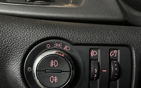 Opel Astra J, 2011 год, 710 000 рублей, 13 фотография