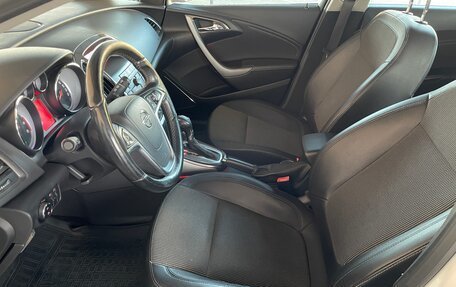 Opel Astra J, 2011 год, 710 000 рублей, 16 фотография