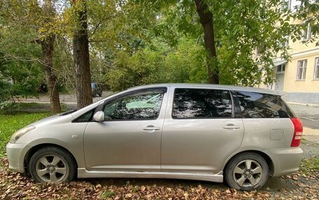Toyota Wish II, 2003 год, 700 000 рублей, 4 фотография
