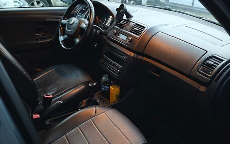 Skoda Fabia II, 2011 год, 650 000 рублей, 6 фотография