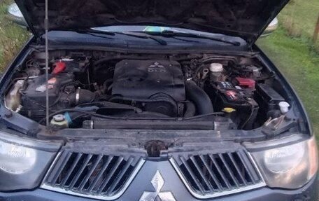 Mitsubishi L200 IV рестайлинг, 2008 год, 1 200 000 рублей, 8 фотография