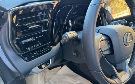 Lexus RX IV рестайлинг, 2025 год, 11 570 000 рублей, 31 фотография