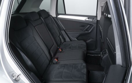 Volkswagen Tiguan II, 2018 год, 2 798 000 рублей, 7 фотография